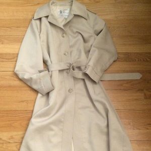 London Fog Trench Coat like new
